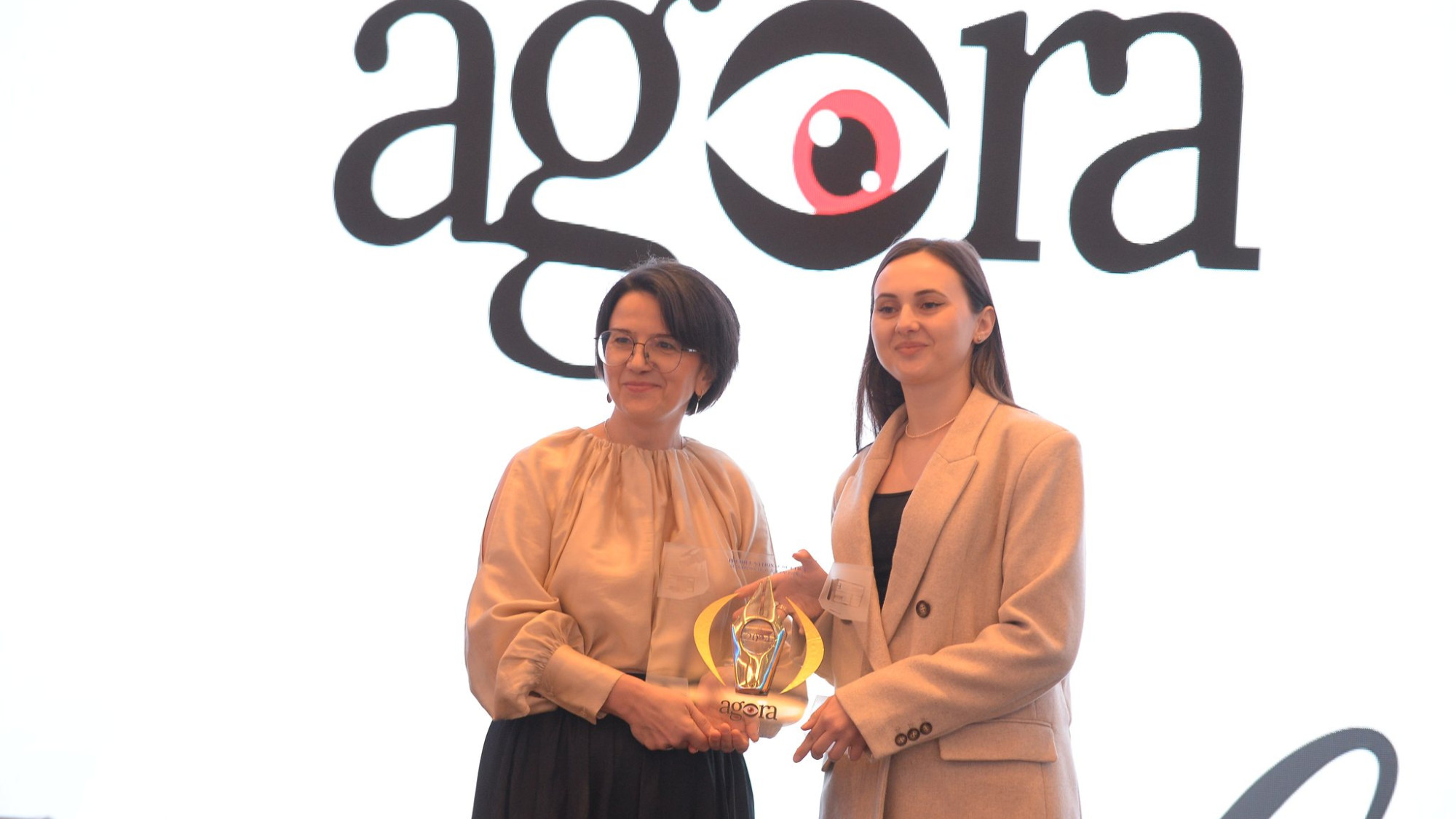 AGORA.MD A OBȚINUT PREMIUL NAȚIONAL DE ETICĂ ȘI DEONTOLOGIE JURNALISTICĂ 2024