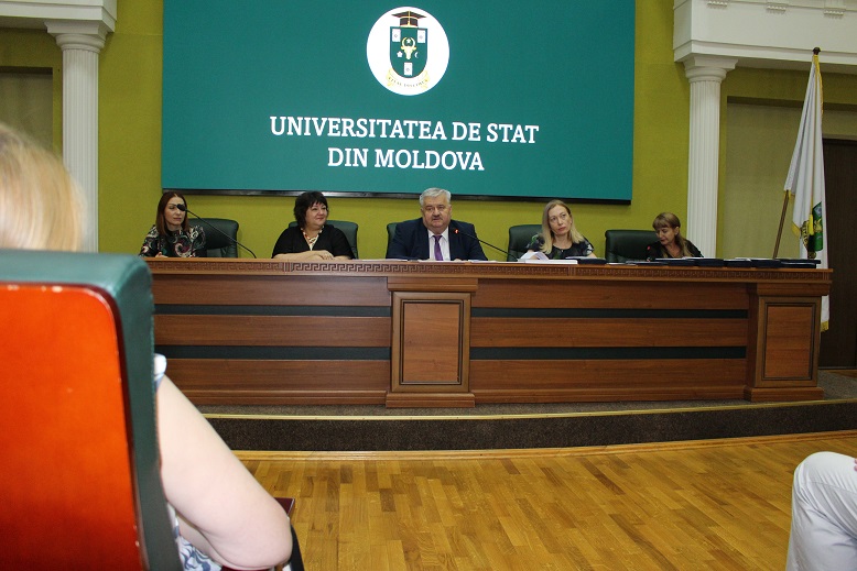 Absolvenții Facultății de Jurnalism și Științe ale Comunicării din cadrul USM au semnat Codul deontologic al jurnalistului